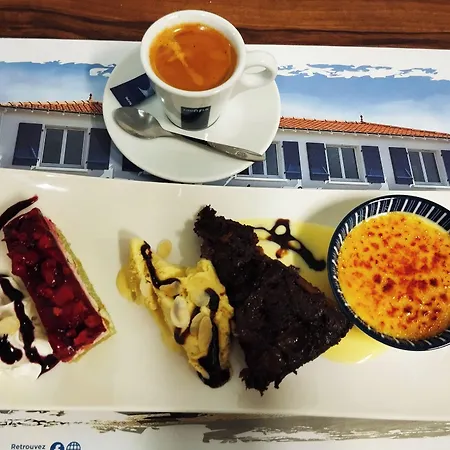 Ξενοδοχείο La Cote De Lumiere 2*